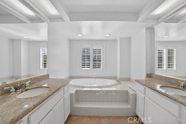 Building Photo - 3 Chandon