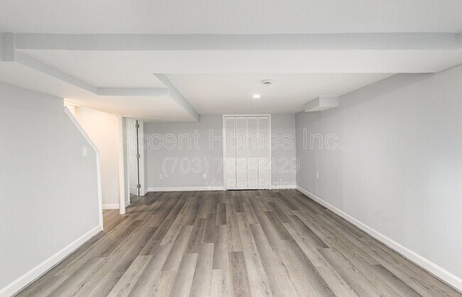 Building Photo - 7329 Marc Dr
