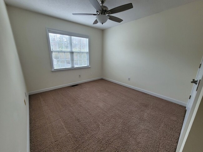 Building Photo - 6211 Wrightsville Ave