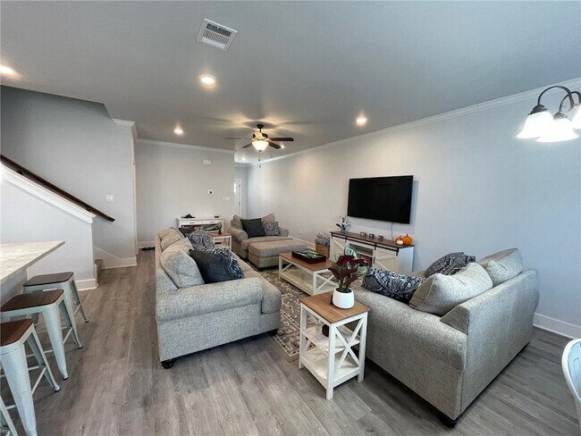 Building Photo - 1448 Ailin Dr