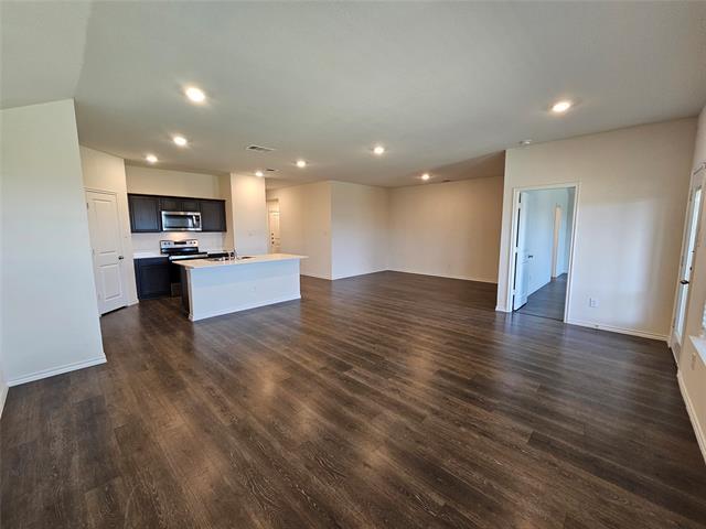 Building Photo - 2220 Rosemary Wy