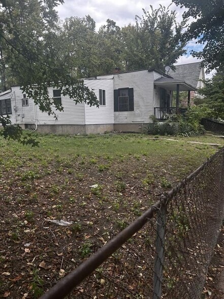 Building Photo - 5417 Ruskin Ave