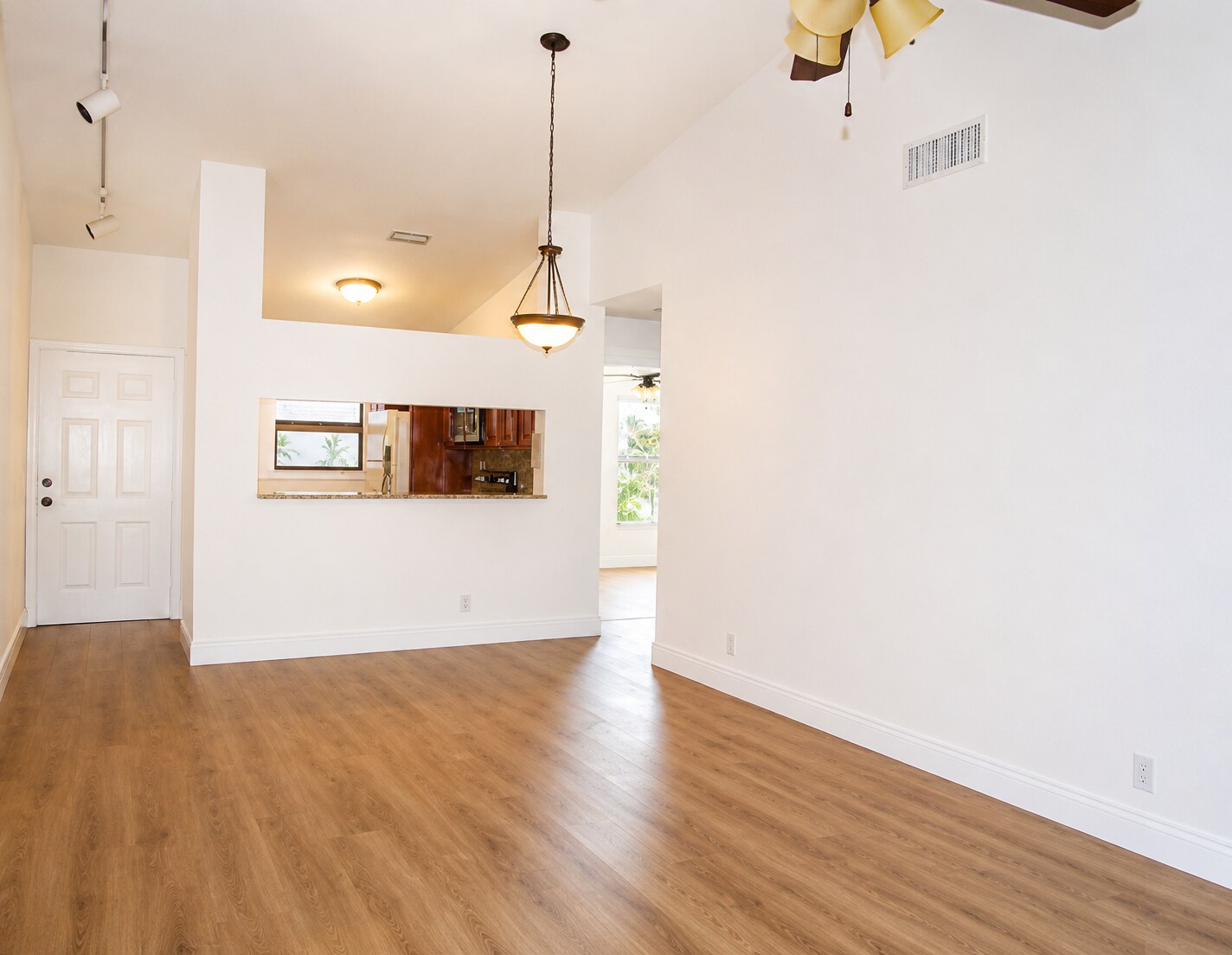 Building Photo - 3130 Millwood Ter