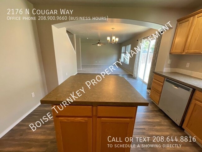 Building Photo - 2176 N Cougar Way