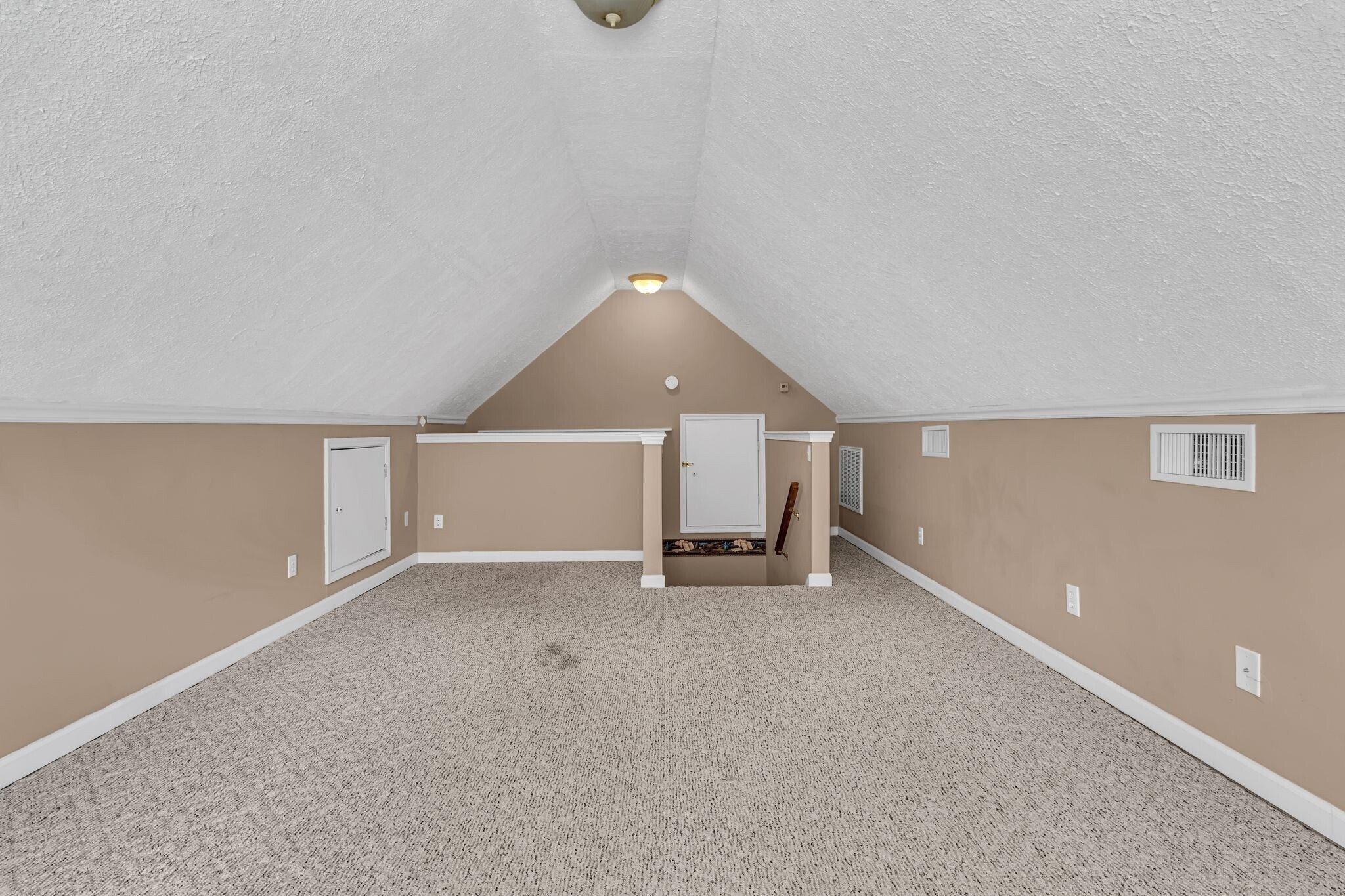 Building Photo - 207 Andy Johns Dr