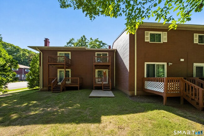 Building Photo - 236 Edgemoor Rd