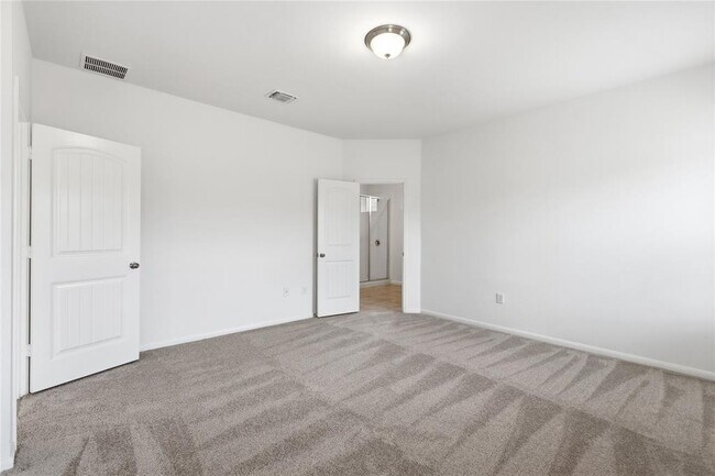 Building Photo - 7121 Ranchito Dr