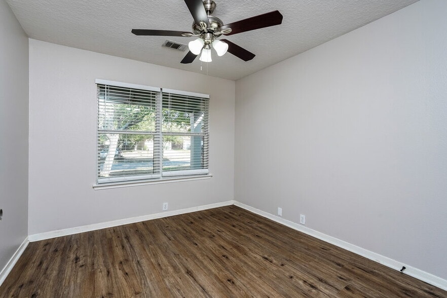 Building Photo - 18331 Atasca Woods Trace