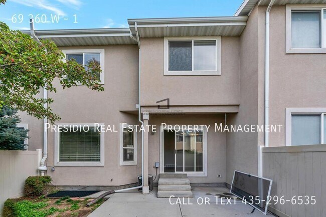 Building Photo - 69 360 W