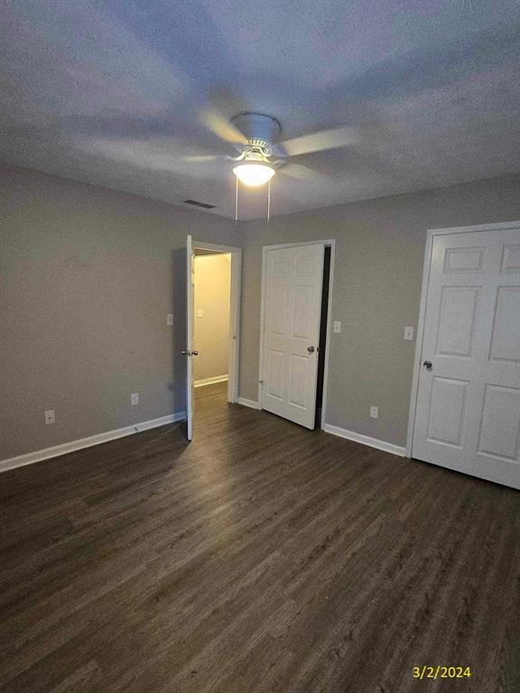 Building Photo - 2624 Country Trce SE