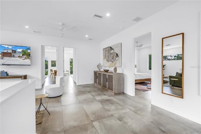 Building Photo - 2314 Floyd St