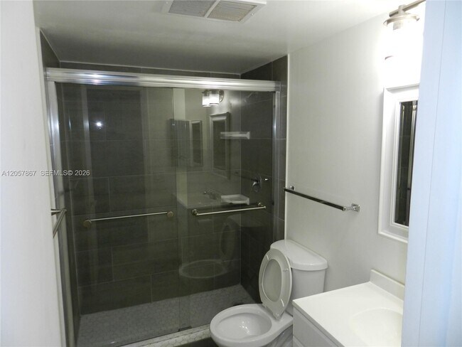 Building Photo - 4832 Esedra Ct