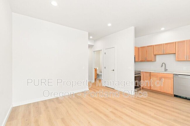 Building Photo - 6786 N McKenna