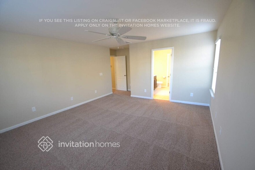 Building Photo - 2717 Lawson Dr