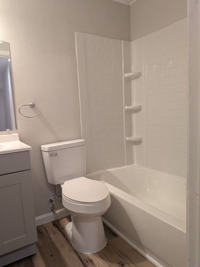 Building Photo - 1071 Kathryn