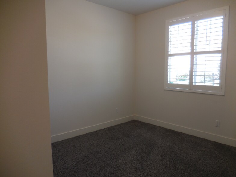 Building Photo - 3978 Scordia Way