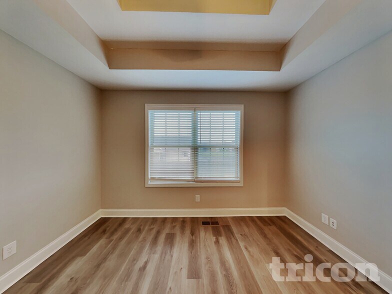 Building Photo - 2314 Spike Ct