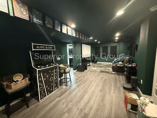 Building Photo - 2865 Endive Dr