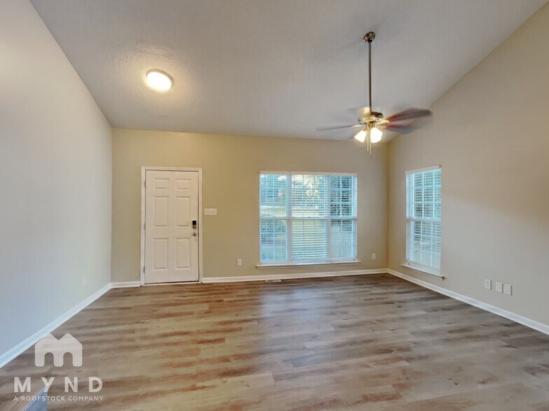 Building Photo - 8104 Stone Bridge Ct