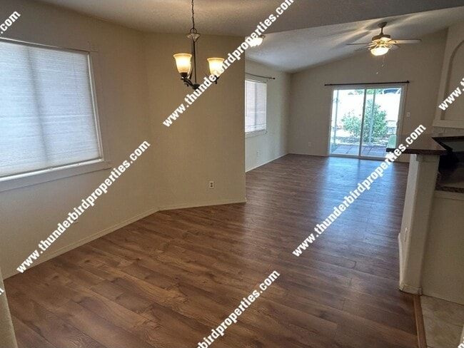 Building Photo - Gated Community 2 Bedroom - 2 Bathroom - 2 Car garage