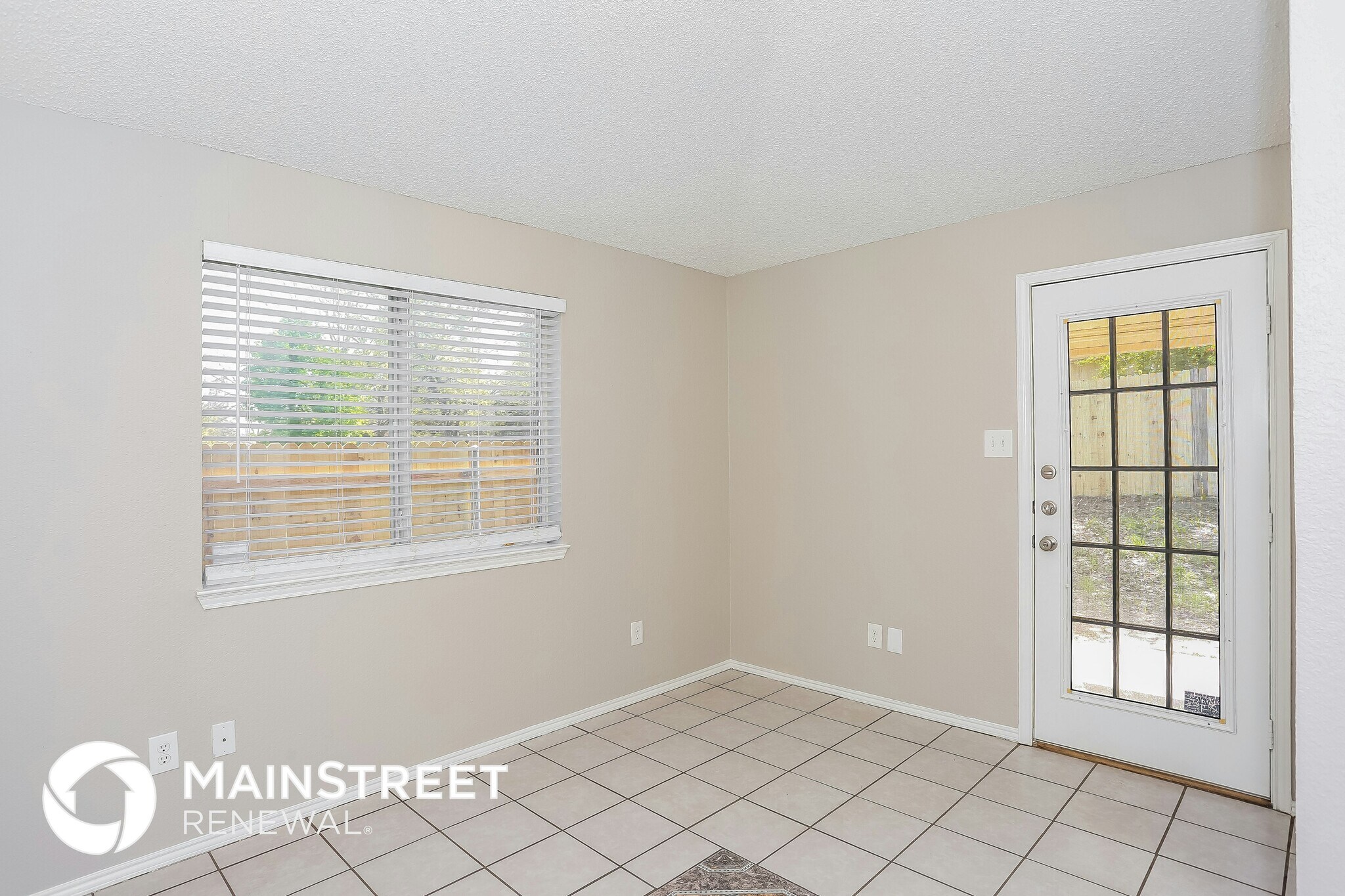 Building Photo - 5725 Northfield Dr