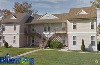 Building Photo - 931 Louise St