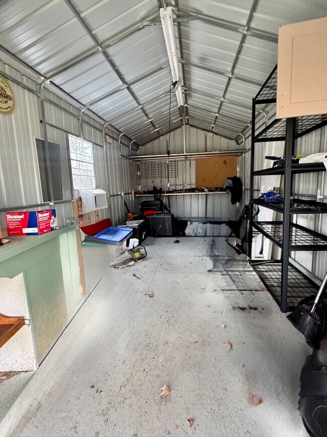 Building Photo - Charming Brick Ranch in the Heart of Churchland