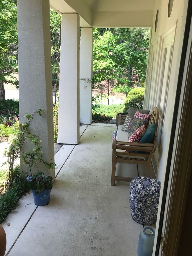 Building Photo - Hickory Woods Auburn