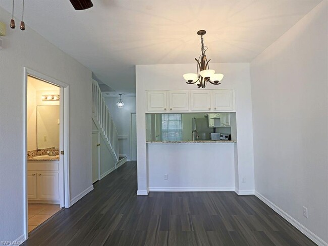 Building Photo - Charming 2-Bed Townhouse Retreat on Poppy ...