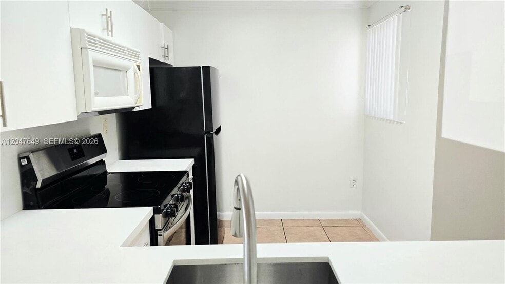 Building Photo - 15771 SW 137th Ave