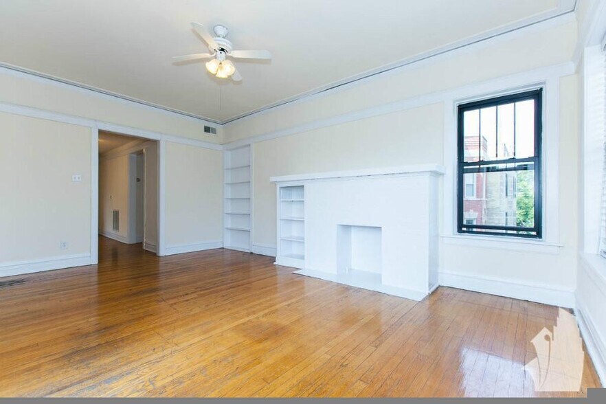 Building Photo - 2516 N Kedzie Blvd