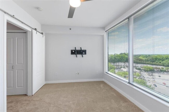 Building Photo - 3338 Peachtree Rd