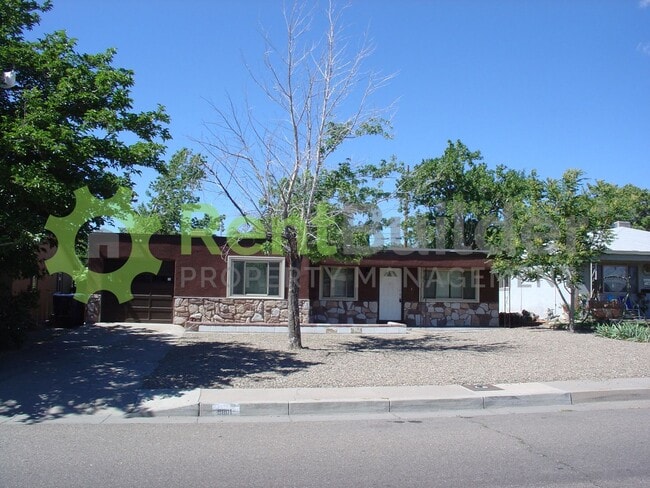 Building Photo - 9801 Snow Heights Blvd NE
