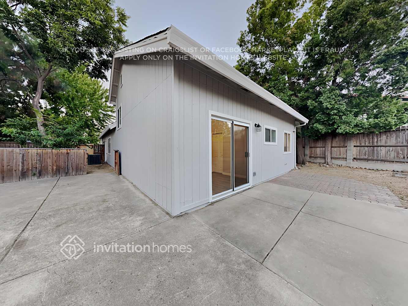 Building Photo - 8209 Filifera Way