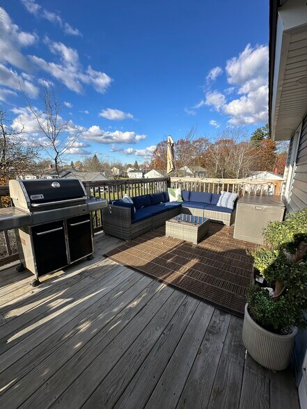 Building Photo - 13 Atlantic Ave