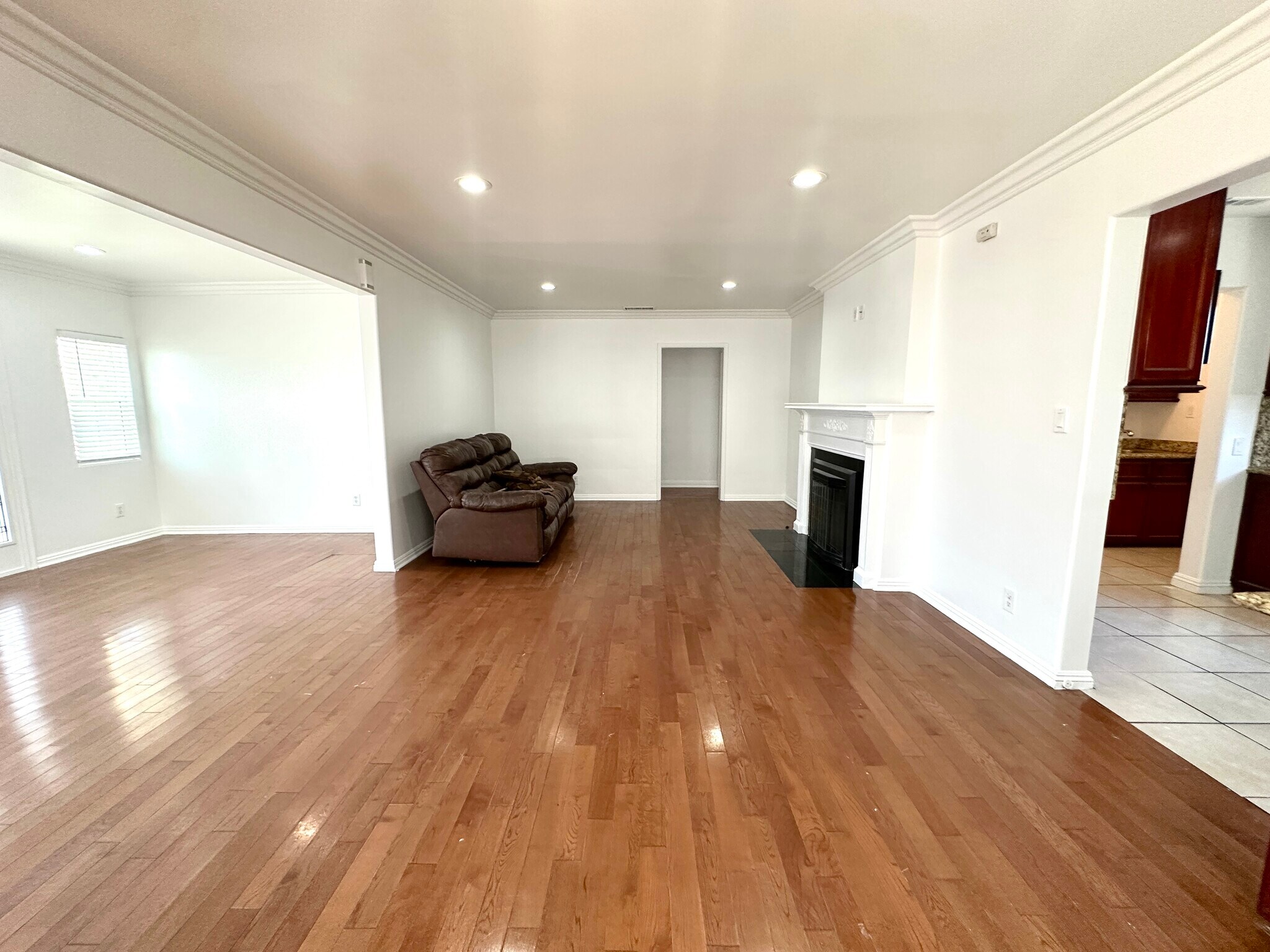 Building Photo - 8026 Hinds Ave