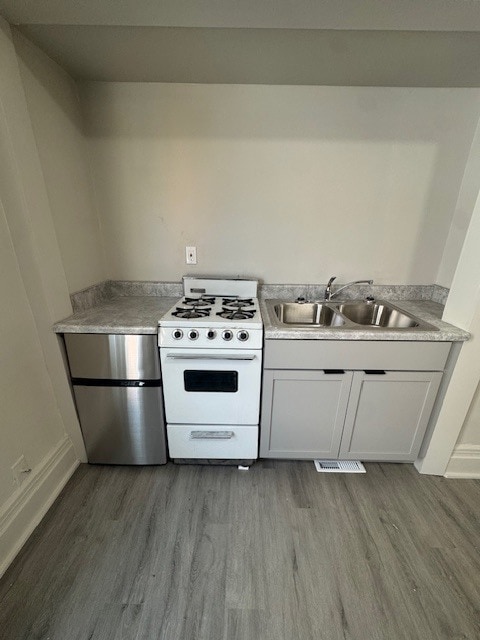 Building Photo - 72 S Union St