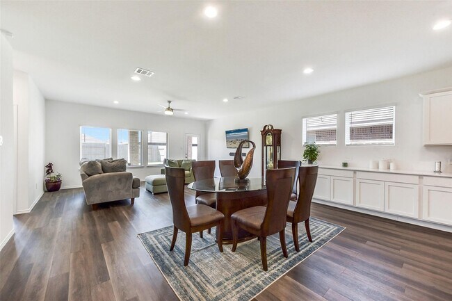 Building Photo - 4985 Blue Beetle Rdg Dr