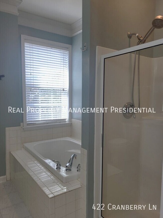 Building Photo - Walk to Crozet Park!