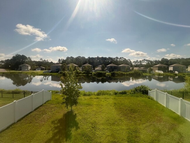 Building Photo - 131 Ashwood Cir