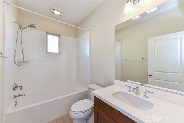 Building Photo - 67 Elmdale