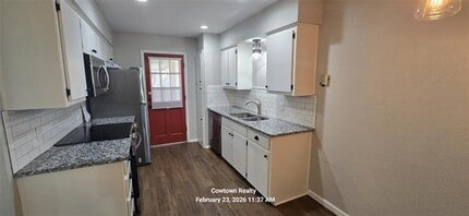 Building Photo - 1029 Cottonwood Trail