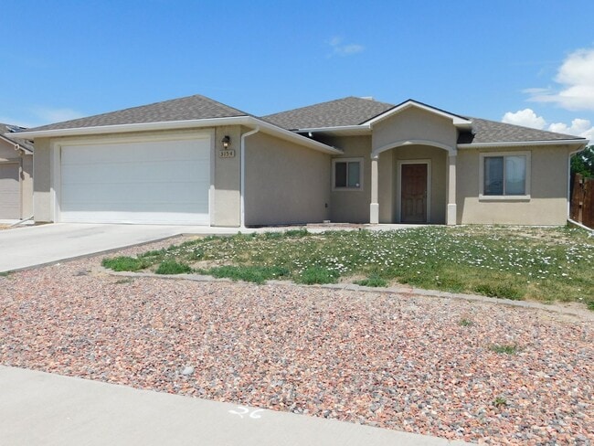 Building Photo - Nice Home in Chatfield II Subdivision