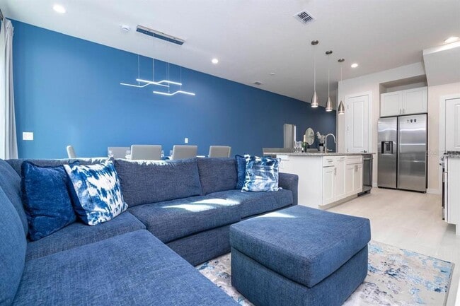 Building Photo - 7529 Sunflower Cir