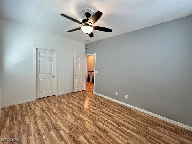Building Photo - 5553 Fairmeade Way