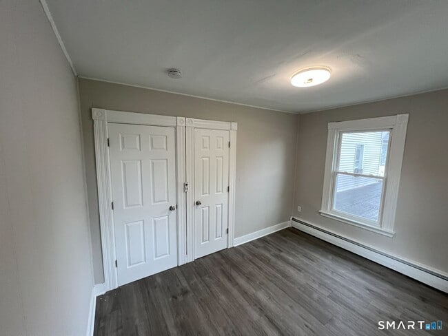 Building Photo - 174 Lamson St