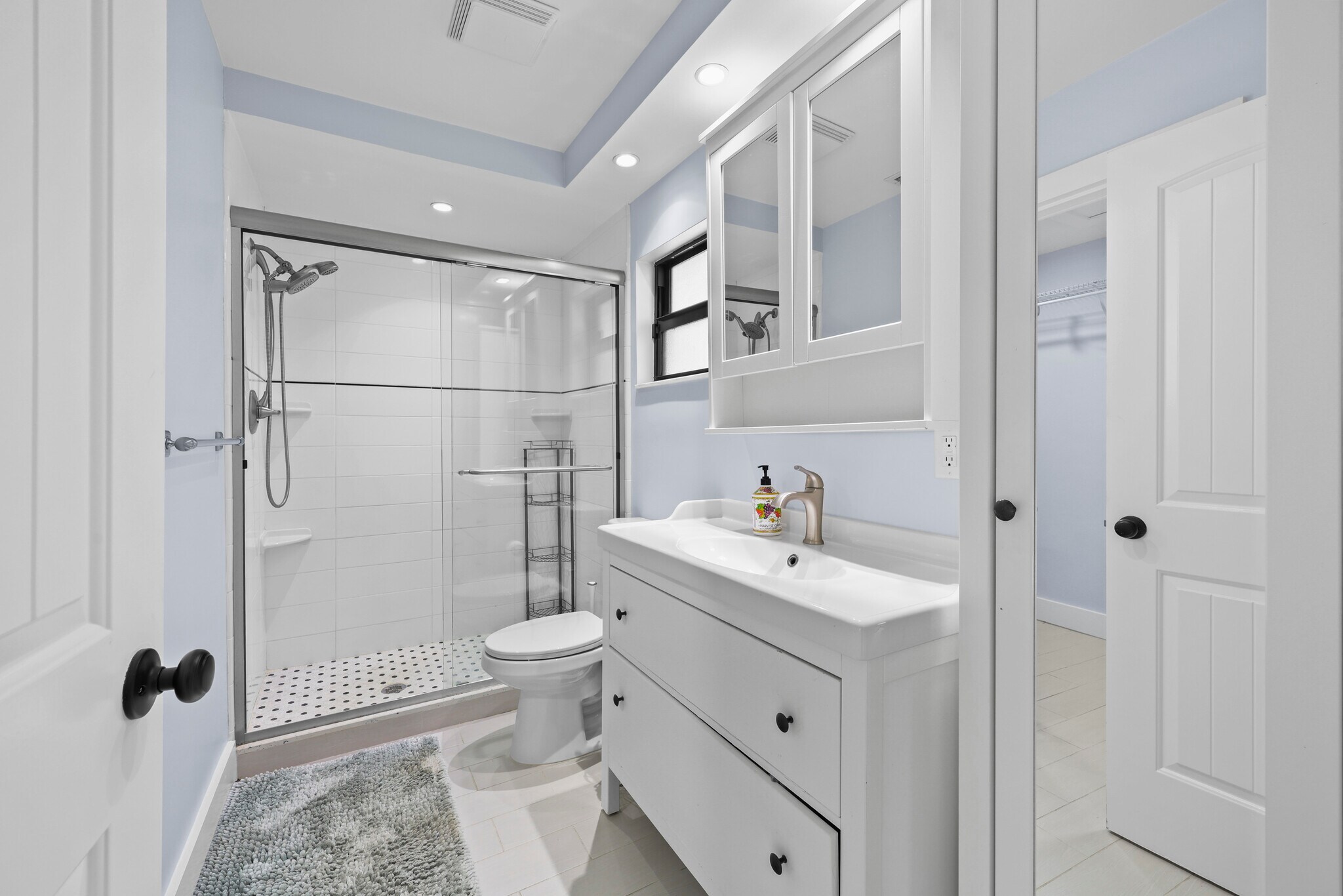 Building Photo - 3937 Arelia Dr N