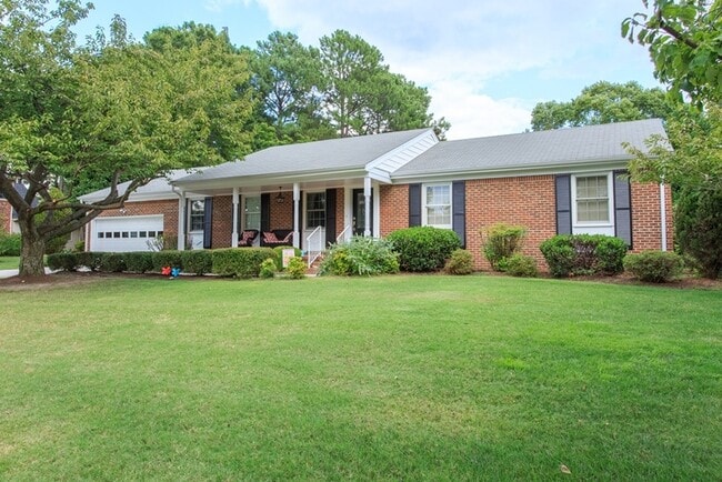 Building Photo - 3617 Hermitage Dr