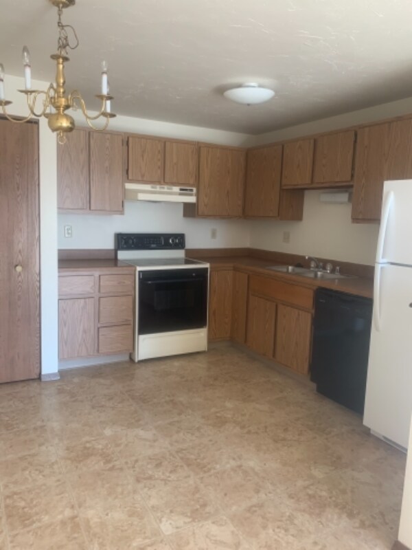 1103 Anderson Dr 1103 Anderson Dr Ashwaubenon WI 54115 Apartment Finder