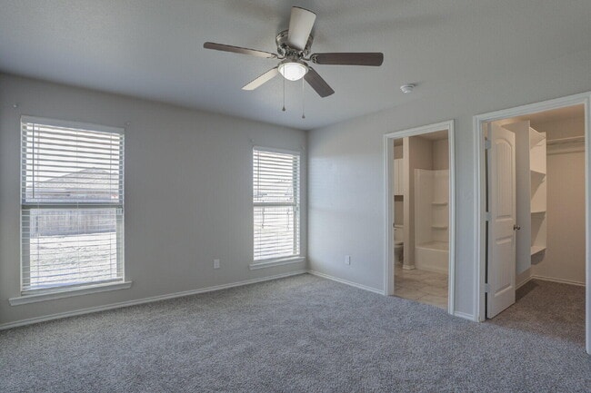 Building Photo - 13308 Avenue V